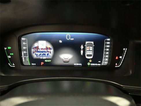 Certified 2025 Honda Civic Sport Touring image 6