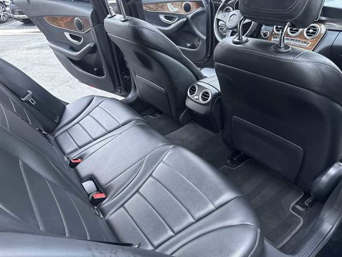 Used 2018 Mercedes-Benz C 300 Sedan image 14
