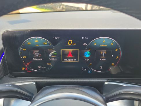 Used 2022 Mercedes-Benz GLB 250 image 29