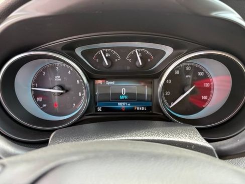 Used 2017 Buick Envision Essence FWD image 15