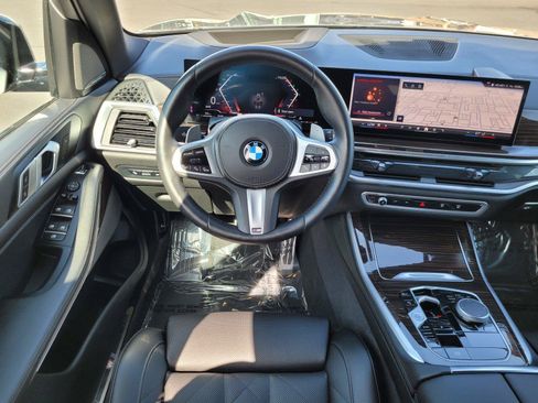 Used 2026 BMW X5 xDrive40i w/ M Sport Package AWD/4WD image 21