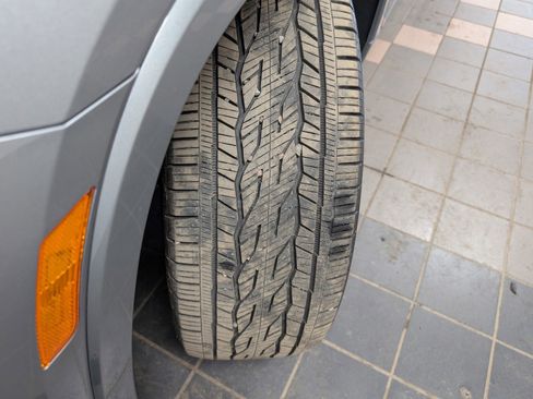 Used 2023 Chevrolet Traverse Premier image 36