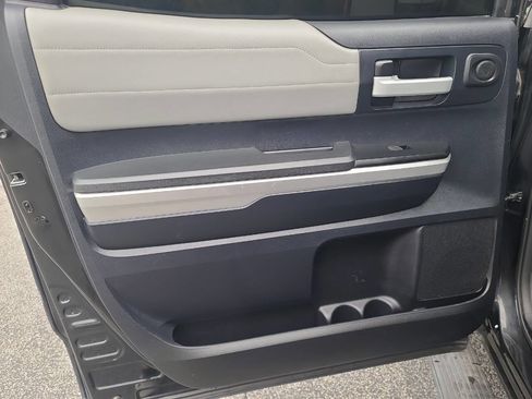 Used 2014 Toyota Tundra Limited image 27