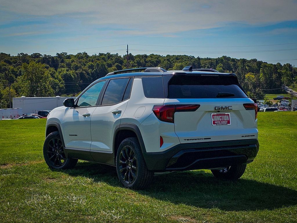 New 2027 GMC Terrain Elevation w/ Elevation Premium Package AWD/4WD image 5
