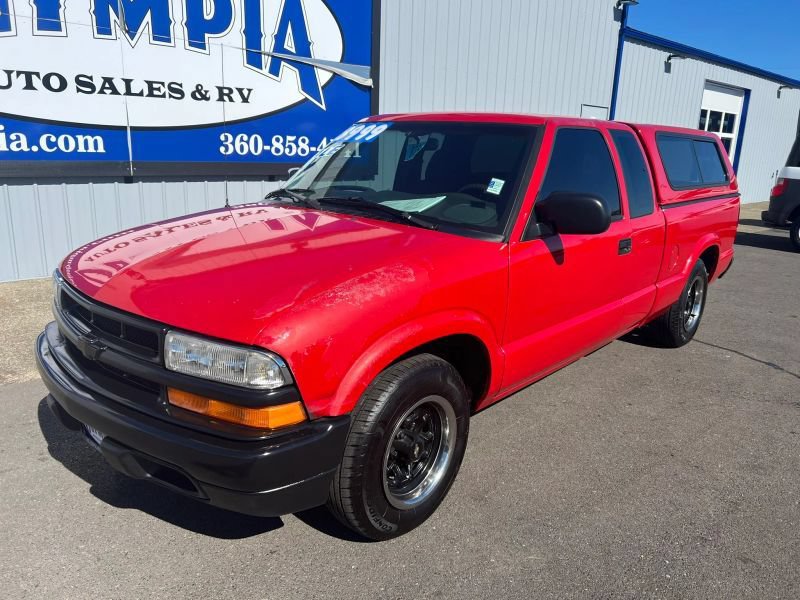 Used 2003 Chevrolet S10 Pickup 2WD Extended Cab image 2