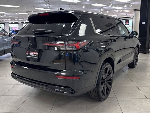 New 2026 Mitsubishi Outlander LE FWD image 4
