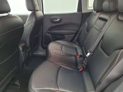 Used 2019 Jeep Compass Limited image 18