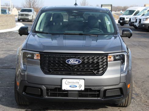 New 2026 Ford Maverick Lariat w/ Black Appearance Package image 10