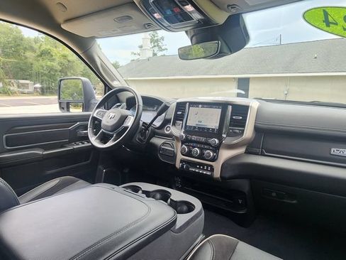 Used 2024 RAM 2500 Laramie w/ Safety Group AWD/4WD image 21