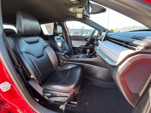 Used 2025 Jeep Compass Limited AWD/4WD image 29