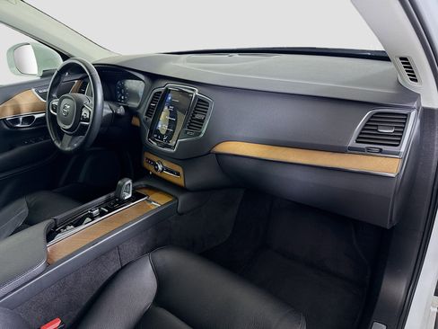 Used 2022 Volvo XC90 T8 Inscription Expression image 30