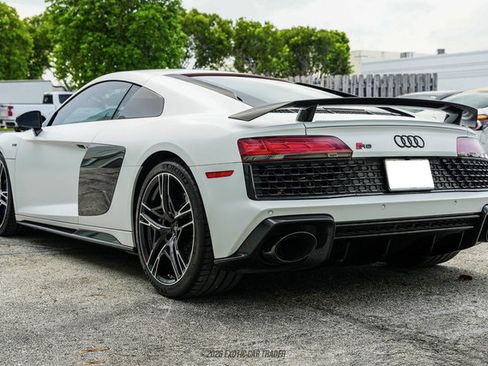Used 2023 Audi R8 V10 performance AWD/4WD image 4