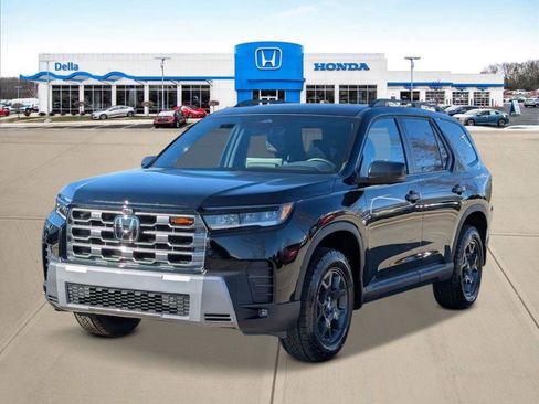New 2026 Honda Pilot TrailSport image 7