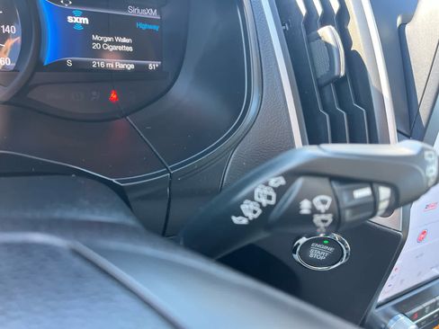 Used 2022 Ford Edge SEL w/ Convenience Package image 33