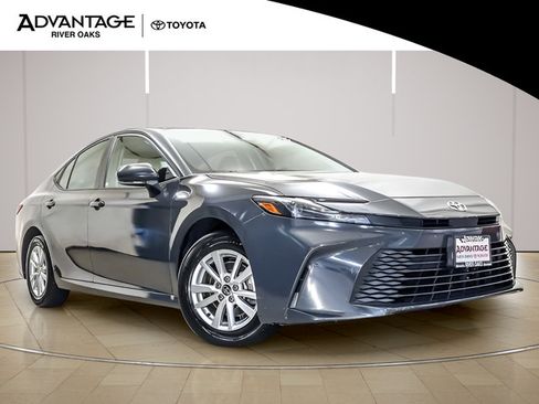Certified 2025 Toyota Camry LE w/ Convenience Package AWD/4WD image 2