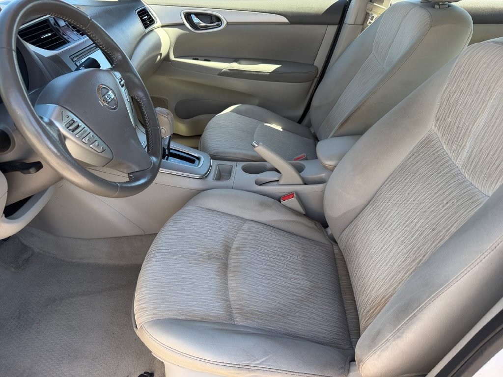 Used 2014 Nissan Sentra SV w/ SV Driver Package FWD image 10