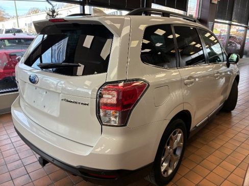 Used 2018 Subaru Forester 2.5i Touring image 8