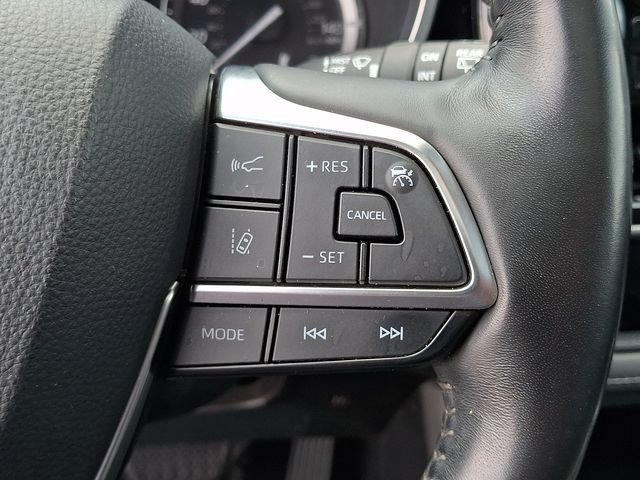 Used 2021 Toyota Highlander Platinum AWD/4WD image 20