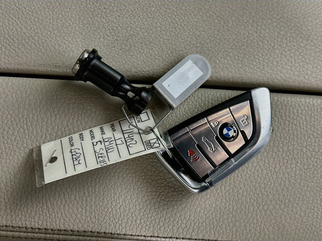 Used 2017 BMW 530i w/ Premium Package RWD image 36