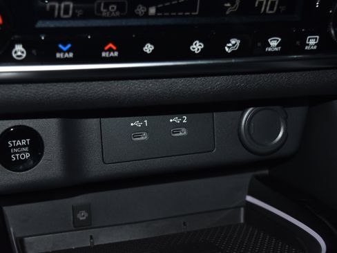 New 2026 Nissan Rogue Platinum w/ Platinum Premium Package image 12