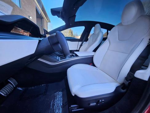 Used 2024 Tesla Model S Plaid image 32
