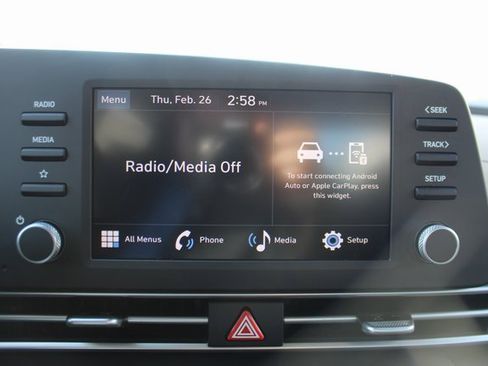 New 2026 Hyundai Elantra SE image 16