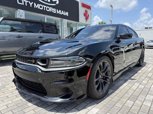 Used 2021 Dodge Charger Scat Pack w/ Plus Group RWD image 3