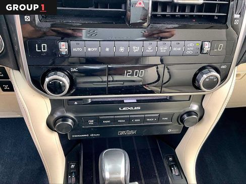 Certified 2023 Lexus GX 460 Premium AWD/4WD image 32