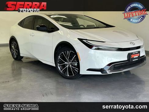 Certified 2023 Toyota Prius Limited w/ Limited Premium Package FWD image 1