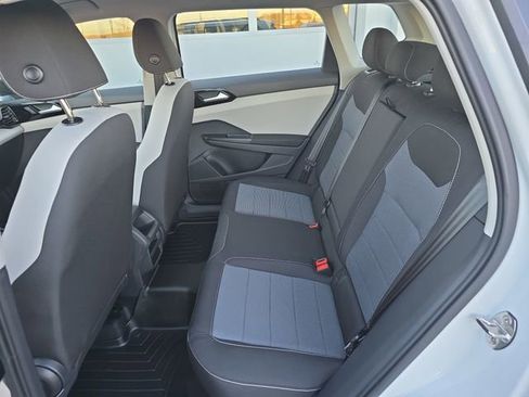 New 2026 Volkswagen Taos S image 16