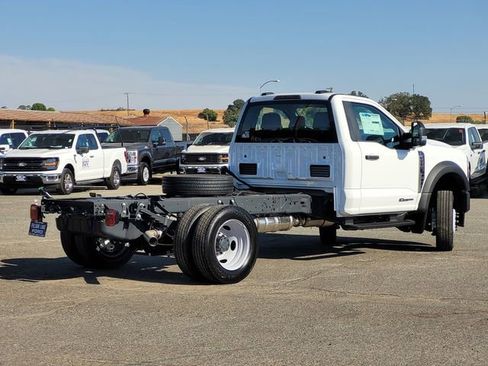 New 2024 Ford F550 4x4 Regular Cab Super Duty image 6