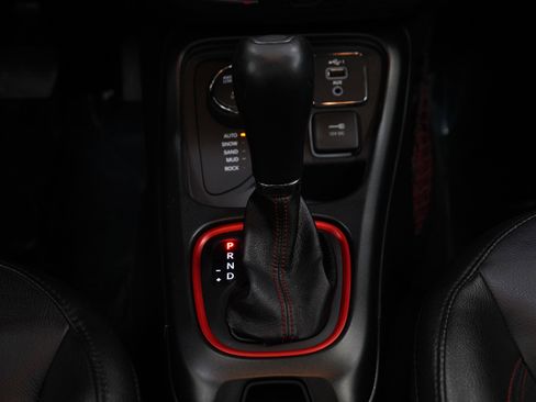 Used 2020 Jeep Compass Trailhawk w/ Leather Interior Group AWD/4WD image 20