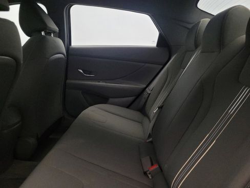 Used 2023 Hyundai Elantra SEL w/ Cargo Package image 18