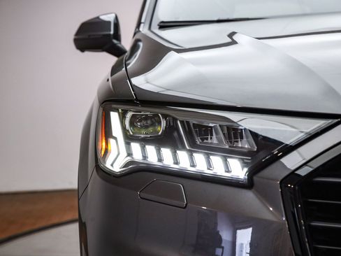 Used 2023 Audi Q7 2.0T Premium Plus w/ Premium Plus Package image 8