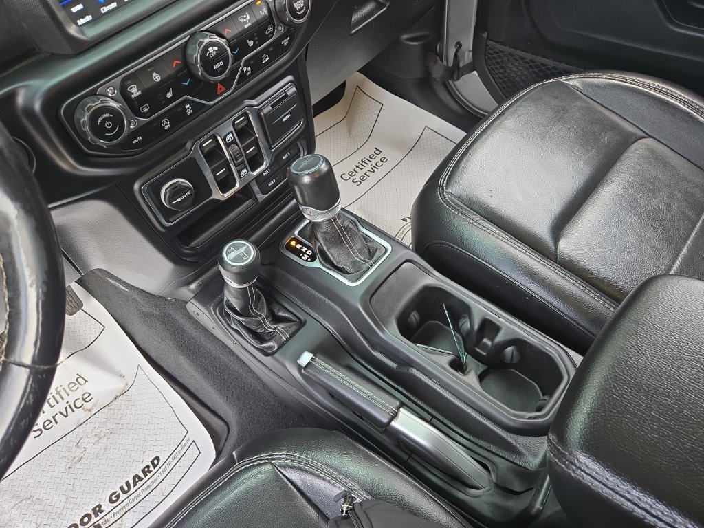 Used 2020 Jeep Gladiator Overland w/ Uconnect 4C Nav & Sound Group AWD/4WD image 25