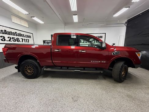Used 2017 Nissan Titan Platinum Reserve AWD/4WD image 2
