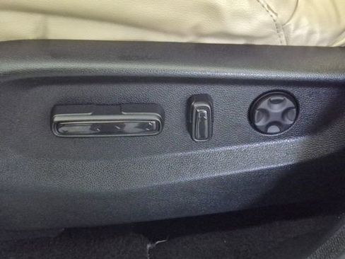 Used 2018 Honda CR-V Touring image 15