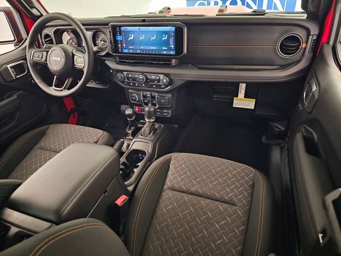 New 2026 Jeep Gladiator Mojave image 16