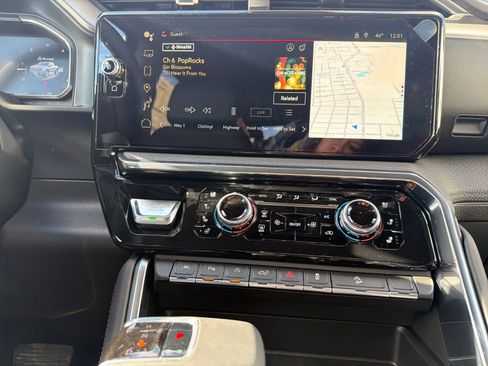 New 2026 GMC Sierra 1500 Denali w/ Technology Package image 28