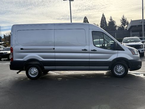 New 2026 Ford Transit 250 148 Medium Roof Extended AWD image 4