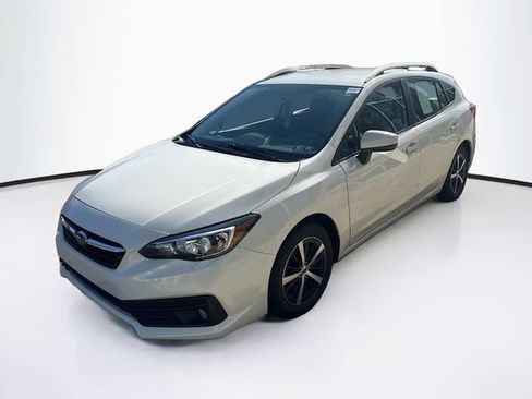 Used 2023 Subaru Impreza Premium image 4