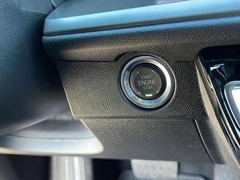 New 2026 Chevrolet Traverse LT w/ Midnight/Sport Edition image 25