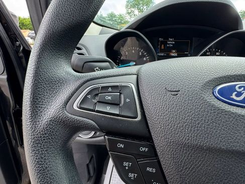 Used 2019 Ford Escape S image 15