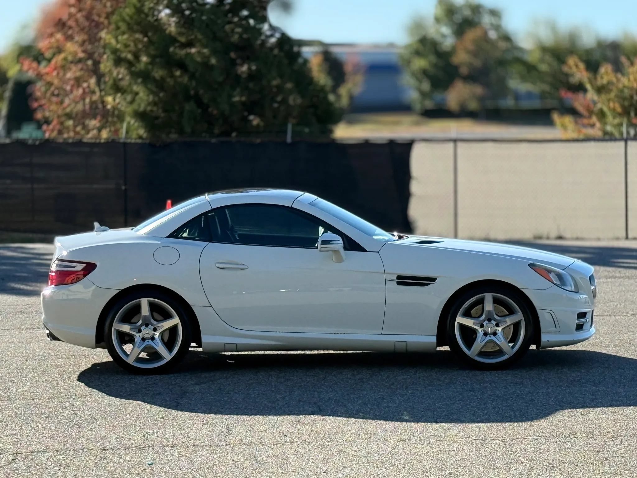 Used 2013 Mercedes-Benz SLK 250 image 6