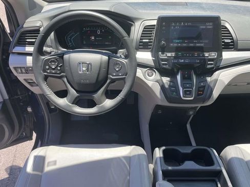 Used 2024 Honda Odyssey EX-L image 13