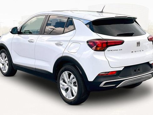 Used 2025 Buick Encore GX Preferred FWD image 4