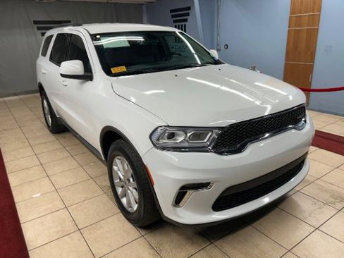Used 2022 Dodge Durango SXT image 6