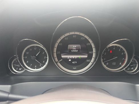 Used 2013 Mercedes-Benz E 350 4MATIC Coupe image 23