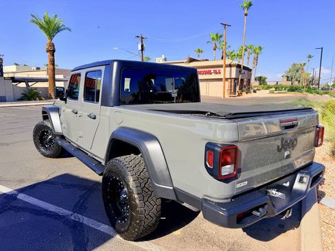 Used 2020 Jeep Gladiator Sport w/ Quick Order Package 24S AWD/4WD image 6