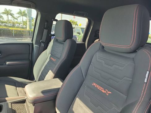 Used 2023 Nissan Frontier Pro-X w/ Pro Convenience Package RWD image 16